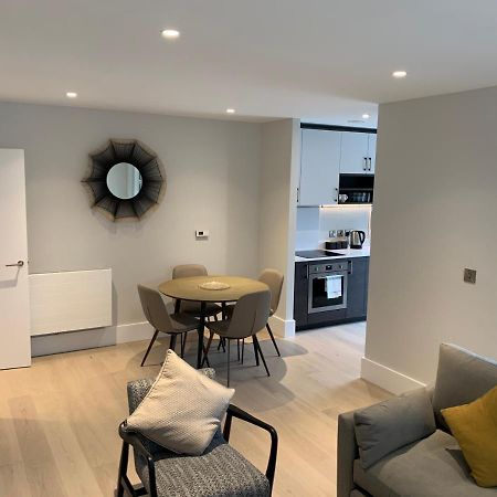 Heathrow North Apartments By Charles Hope Hounslow Luaran gambar